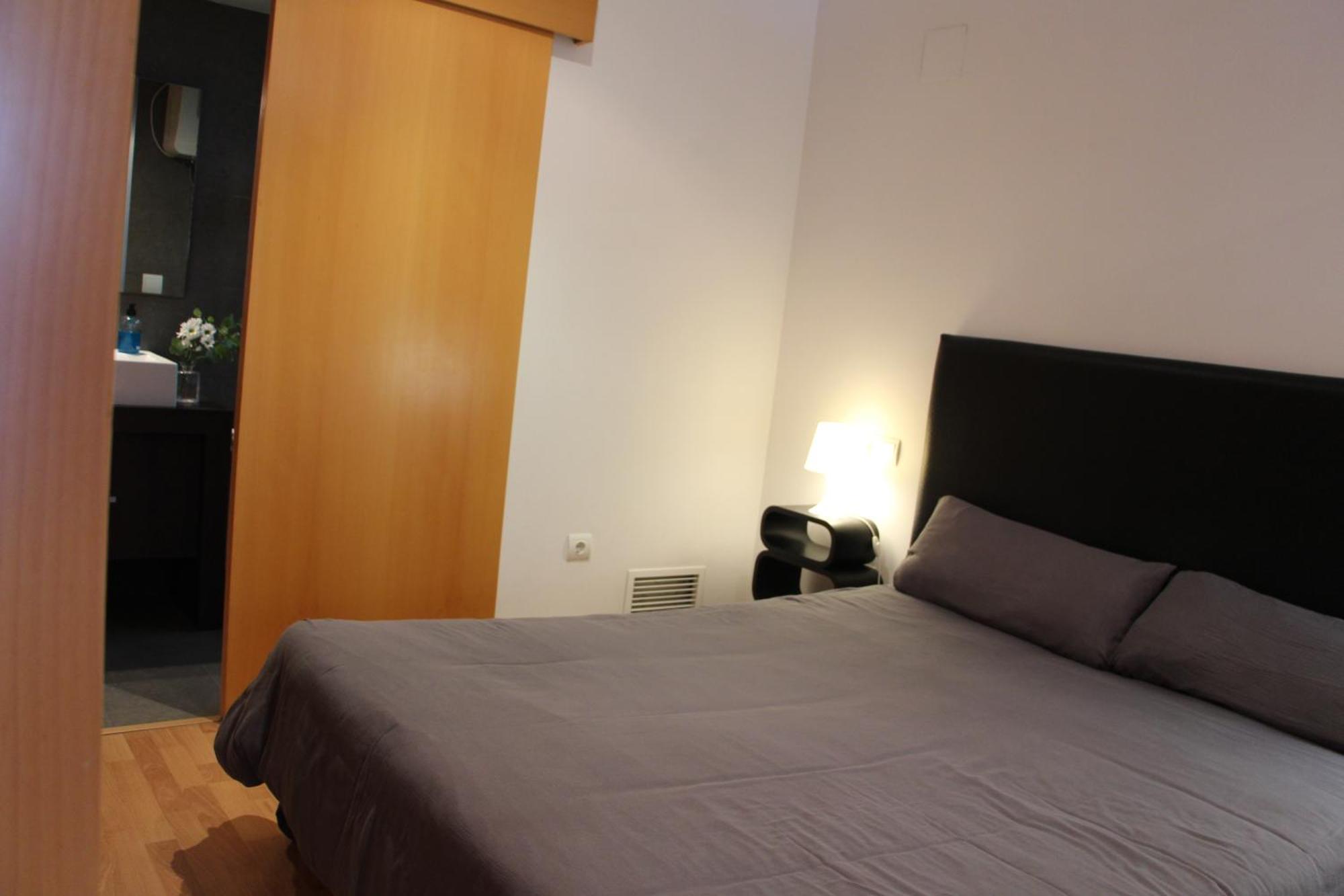 Apartamentos La Pergola Castellon Castellon de la Plana Bilik gambar